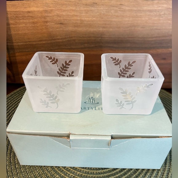 Partylite Square Pair Frosted Votive Candle Holders Set Of 2 P7235 New Open Box. - Picture 1 of 7